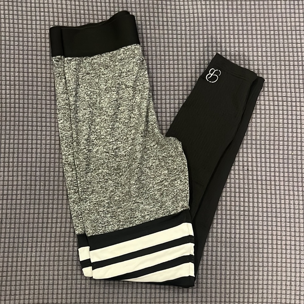 Bombshell Leggings - image 5